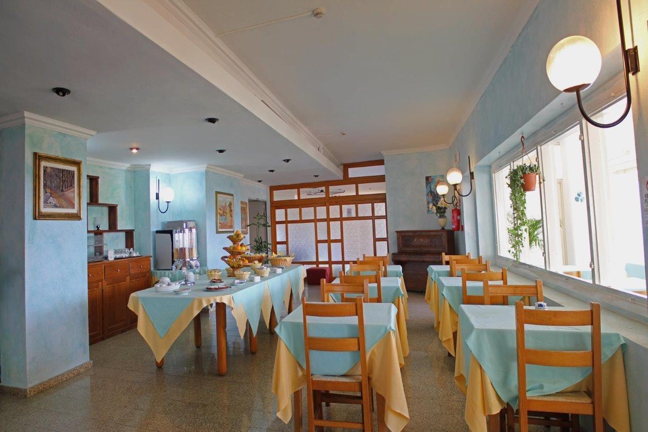 Hotel Castello Golfo Aranci Extérieur photo