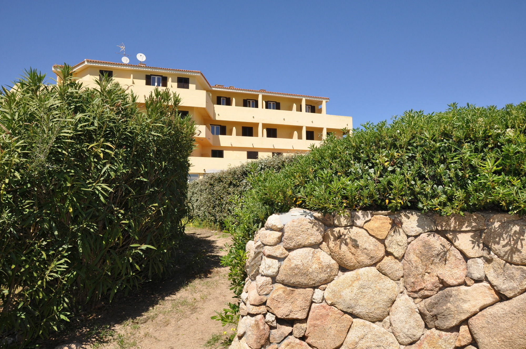 Hotel Castello Golfo Aranci Extérieur photo
